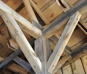 Charpentier à Mougins (06250) - DF Toiture dans les Alpes Maritimes 06